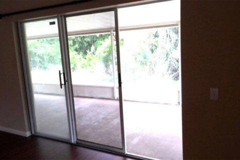 Villa ou maison à louer à Wesley Chapel, Floride: 4 chambres, 181.72 m2 № 2148869 - photo 30