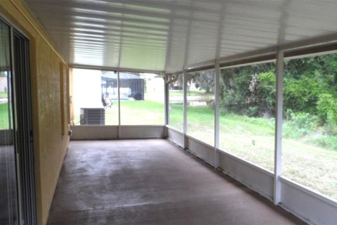 Villa ou maison à louer à Wesley Chapel, Floride: 4 chambres, 181.72 m2 № 2148869 - photo 20