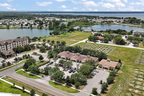 Propiedad comercial en alquiler en Tavares, Florida, 932 m2 № 1787470 - foto 14