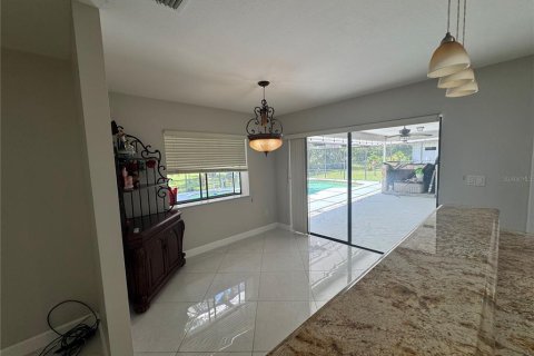 House in Palm Harbor, Florida 3 bedrooms, 190.82 sq.m. № 1893966 - photo 23