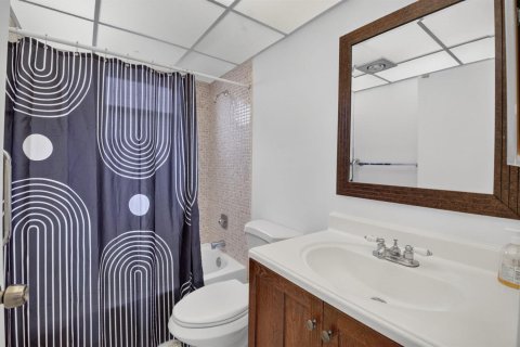 Condo in Delray Beach, Florida, 2 bedrooms  № 2154192 - photo 3