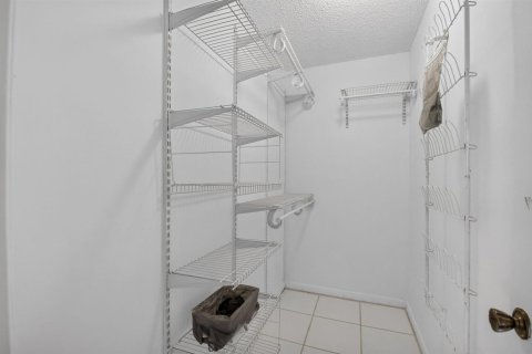 Condo in Delray Beach, Florida, 2 bedrooms  № 2154192 - photo 7
