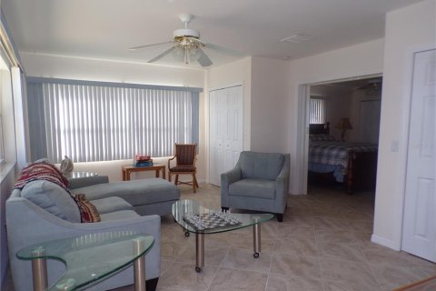 Villa ou maison à louer à Punta Gorda, Floride: 3 chambres, 162.58 m2 № 2431137 - photo 19