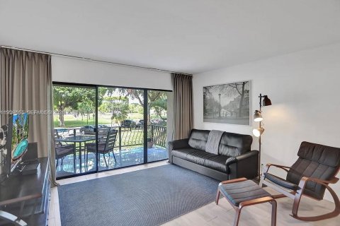 Appartement à louer à Lauderhill, Floride: 1 chambre, 63.64 m2 № 1997015 - photo 7