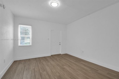 Appartement à louer à Miami Beach, Floride: 2 chambres, 74.32 m2 № 1990218 - photo 8