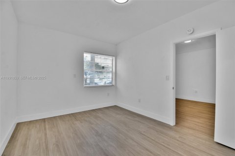 Appartement à louer à Miami Beach, Floride: 2 chambres, 74.32 m2 № 1990218 - photo 15