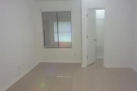 Casa en alquiler en Kissimmee, Florida, 2 dormitorios, 111.3 m2 № 1875900 - foto 13