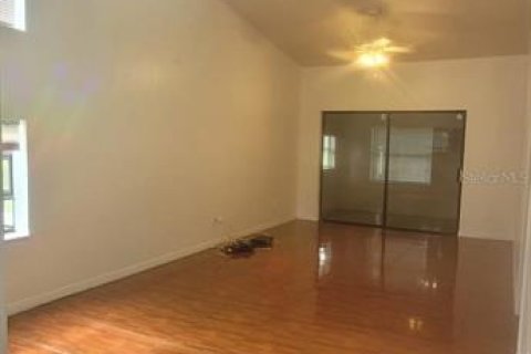 Casa en alquiler en Kissimmee, Florida, 2 dormitorios, 111.3 m2 № 1875900 - foto 5