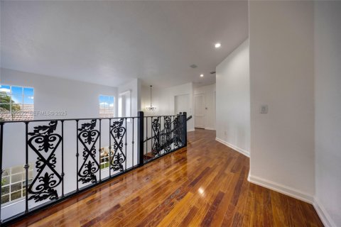 Купить виллу или дом в Мирамар, Флорида 4 спальни, 326.09м2, № 1991837 - фото 20