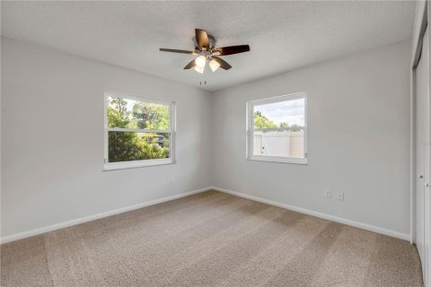 House in Deltona, Florida 2 bedrooms, 100.89 sq.m. № 1789897 - photo 18