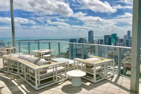 Condominio en venta en Miami, Florida, 2 dormitorios, 116.5 m2 № 1832474 - foto 18
