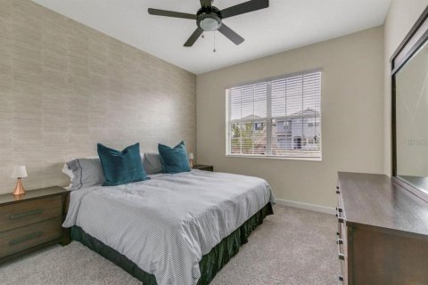 House in STOREY LAKE in Kissimmee, Florida 5 bedrooms, 286.23 sq.m. № 1666679 - photo 16