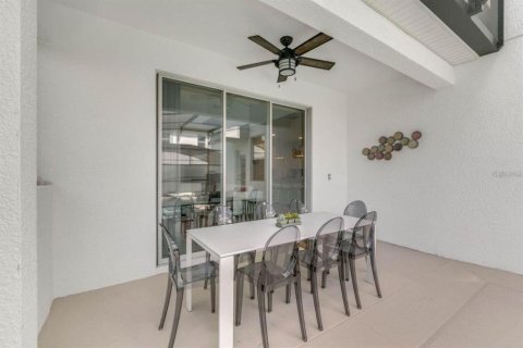 House in STOREY LAKE in Kissimmee, Florida 5 bedrooms, 286.23 sq.m. № 1666679 - photo 22