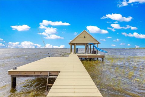 Casa en venta en Ocklawaha, Florida, 4 dormitorios, 332.4 m2 № 1838201 - foto 3