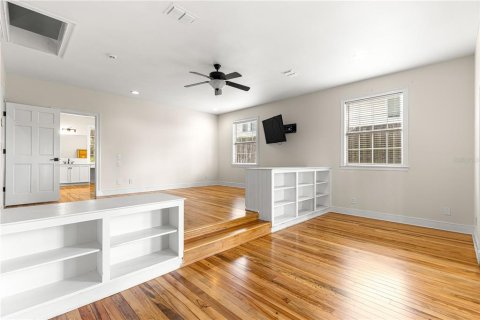 Casa en venta en Ocklawaha, Florida, 4 dormitorios, 332.4 m2 № 1838201 - foto 27