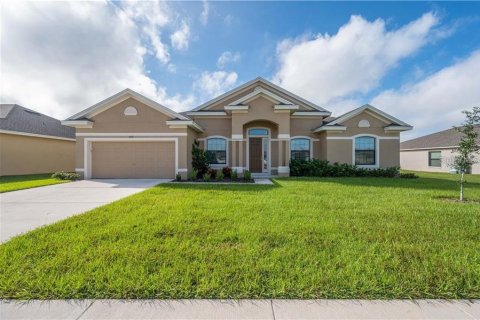 Villa ou maison à Winter Haven, Floride 4 chambres, 233.09 m2 № 2414906