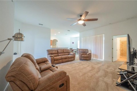 Villa ou maison à vendre à Winter Haven, Floride: 4 chambres, 233.09 m2 № 2414906 - photo 5