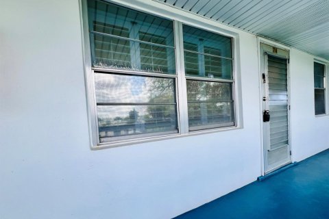 Copropriété à vendre à West Palm Beach, Floride: 2 chambres, 76.09 m2 № 2175766 - photo 12