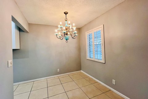 Copropriété à vendre à West Palm Beach, Floride: 2 chambres, 76.09 m2 № 2175766 - photo 3