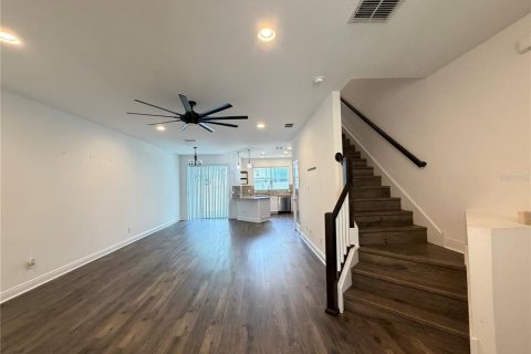 Touwnhouse à vendre à Clearwater, Floride: 3 chambres, 172.15 m2 № 2123532 - photo 2