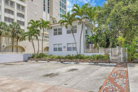 Condo à Coral Gables, Floride, 1 chambre  № 2385001