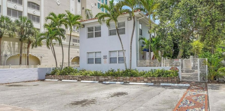 Condo à Coral Gables, Floride, 1 chambre  № 2385001