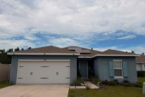House in Haines City, Florida 3 bedrooms, 120.03 sq.m. № 2291916