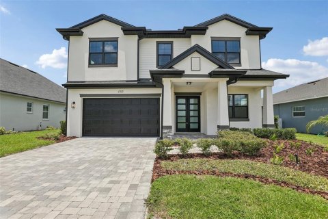House in Auburndale, Florida 4 bedrooms, 261.61 sq.m. № 2205431