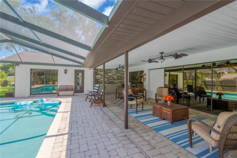 House in Brandon, Florida 5 bedrooms, 344.85 sq.m. № 1659490 - photo 17