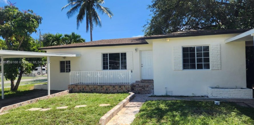 Casa en Miami, Florida 3 dormitorios, 104.14 m2 № 1888064