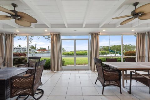 House in Bradenton, Florida 4 bedrooms, 284.19 sq.m. № 1543044 - photo 7