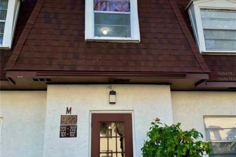 Condominio en alquiler en Tampa, Florida, 2 dormitorios, 89.19 m2 № 1865901 - foto 1