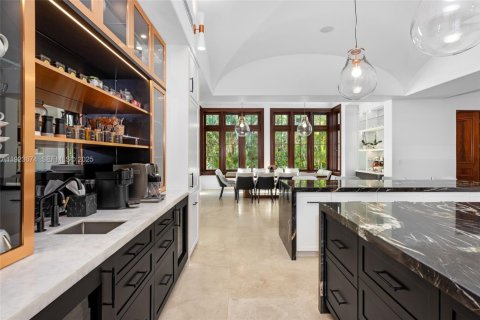 Casa en venta en West Palm Beach, Florida, 7 dormitorios, 890.19 m2 № 1982516 - foto 12