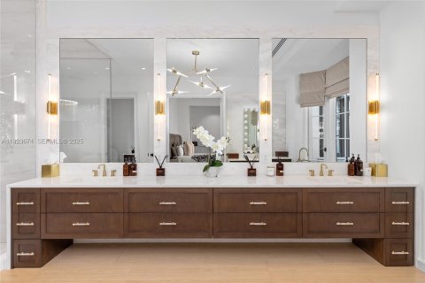 Casa en venta en West Palm Beach, Florida, 7 dormitorios, 890.19 m2 № 1982516 - foto 26