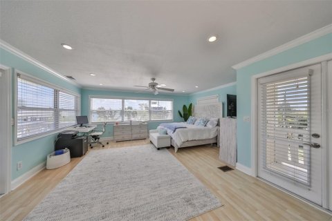 Casa en venta en Madeira Beach, Florida, 2 dormitorios, 111.11 m2 № 1751169 - foto 21