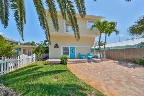 Casa en venta en Madeira Beach, Florida, 2 dormitorios, 111.11 m2 № 1751169 - foto 4