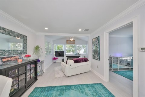 Casa en venta en Madeira Beach, Florida, 2 dormitorios, 111.11 m2 № 1751169 - foto 17