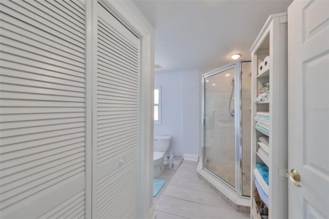 Casa en venta en Madeira Beach, Florida, 2 dormitorios, 111.11 m2 № 1751169 - foto 30