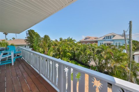 Casa en venta en Madeira Beach, Florida, 2 dormitorios, 111.11 m2 № 1751169 - foto 27