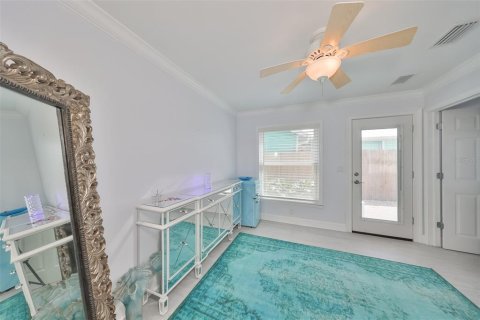 Casa en venta en Madeira Beach, Florida, 2 dormitorios, 111.11 m2 № 1751169 - foto 28