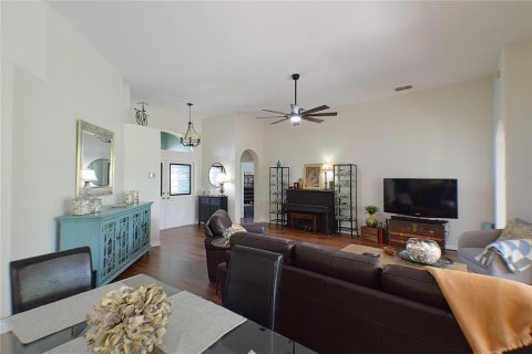 Villa ou maison à vendre à San Antonio, Floride: 3 chambres, 167.13 m2 № 1723173 - photo 11