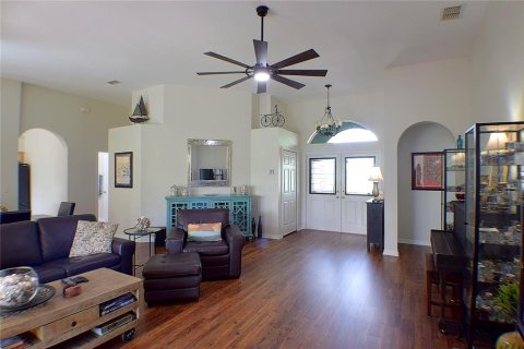 Villa ou maison à vendre à San Antonio, Floride: 3 chambres, 167.13 m2 № 1723173 - photo 13