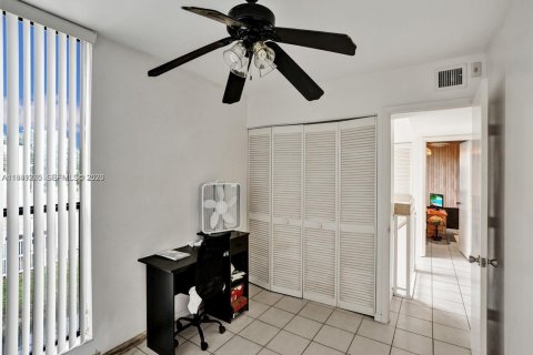 Touwnhouse à vendre à Davie, Floride: 3 chambres, 131.92 m2 № 2152723 - photo 26