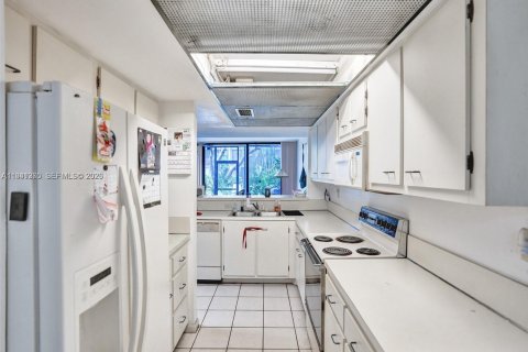 Touwnhouse à vendre à Davie, Floride: 3 chambres, 131.92 m2 № 2152723 - photo 8