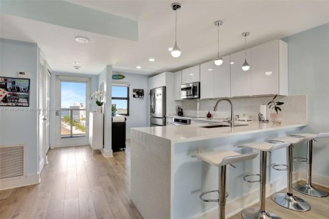 Copropriété à vendre à Pompano Beach, Floride: 2 chambres, 93.09 m2 № 1742296 - photo 10