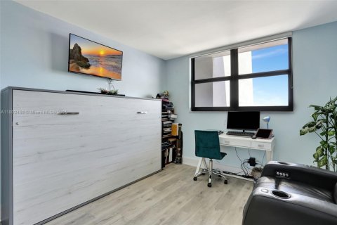 Copropriété à vendre à Pompano Beach, Floride: 2 chambres, 93.09 m2 № 1742296 - photo 30