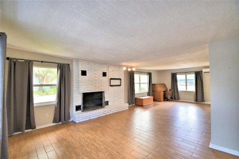 House in Winter Haven, Florida 3 bedrooms, 148.36 sq.m. № 1602640 - photo 23