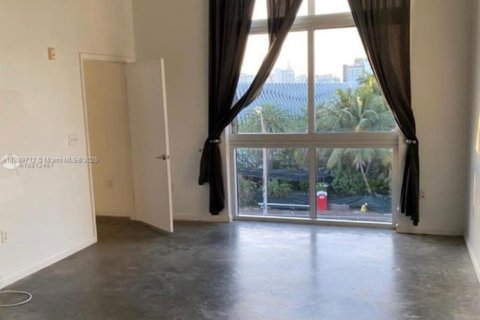 Снять в аренду кондоминиум в Майами-Бич, Флорида 1 спальня, 106.37м2, № 1938951 - фото 6