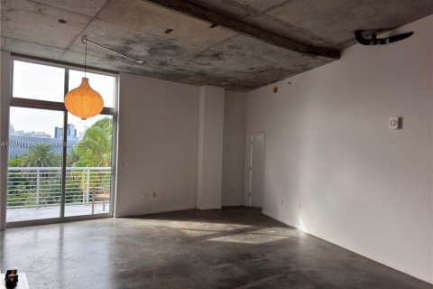 Снять в аренду кондоминиум в Майами-Бич, Флорида 1 спальня, 106.37м2, № 1938951 - фото 3