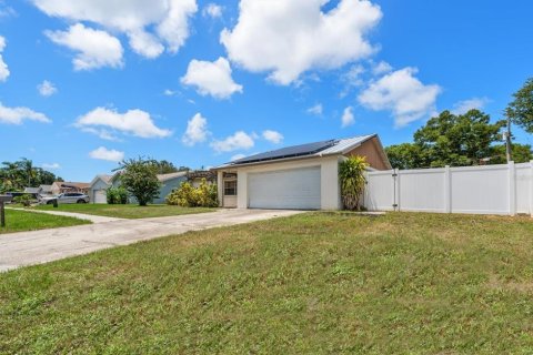 Villa ou maison à vendre à Seminole, Floride: 3 chambres, 160.81 m2 № 2314638 - photo 16